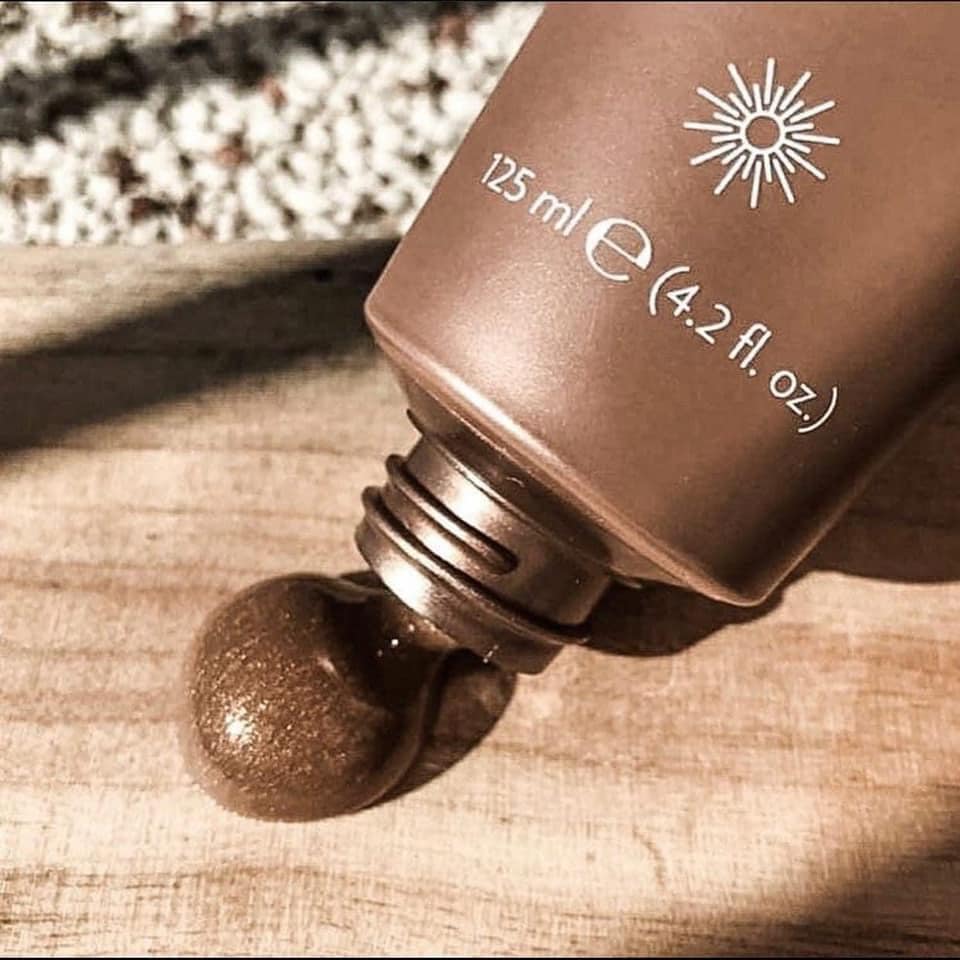 NuSkin: Sunright Insta Glow Tinted Self-Tanning Gel