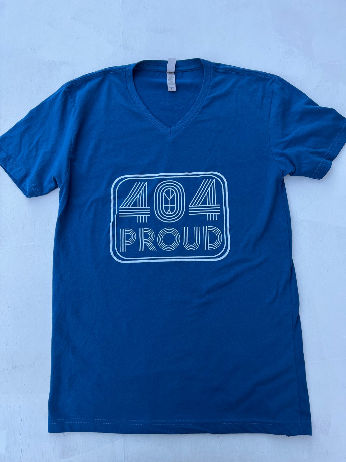 Guy: 404 Proud Logo Vee-Tee (Men's/Unisex)